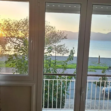Nafpaktos Beach House Extérieur photo