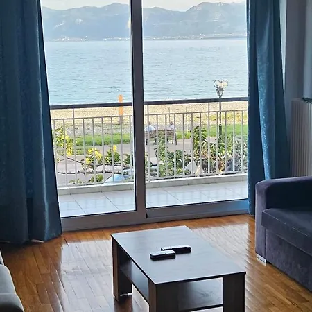 Nafpaktos Beach House Extérieur photo